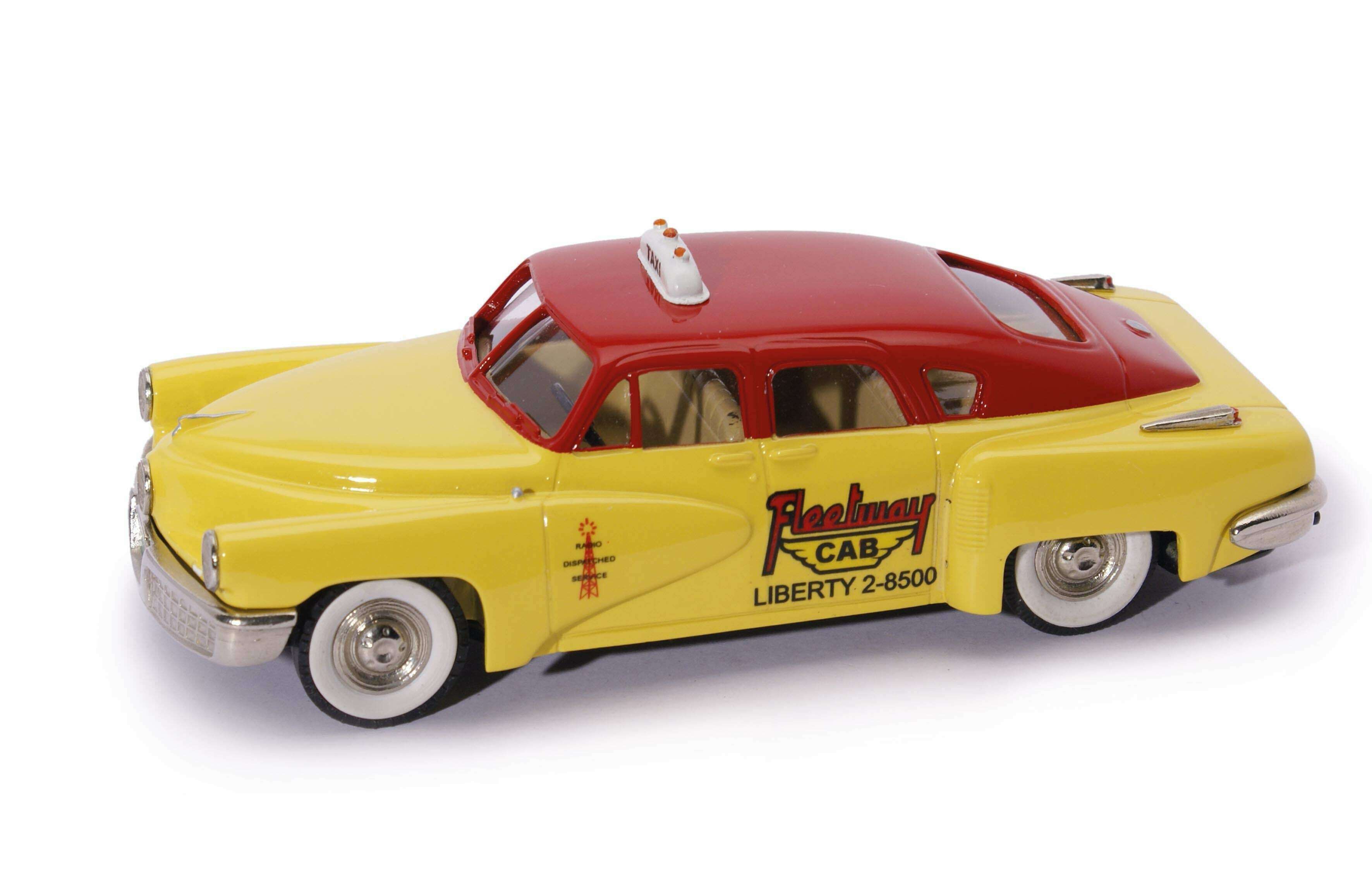 711 Collection 1:43 Tucker Torpedo Year 1948 red 71194229RD