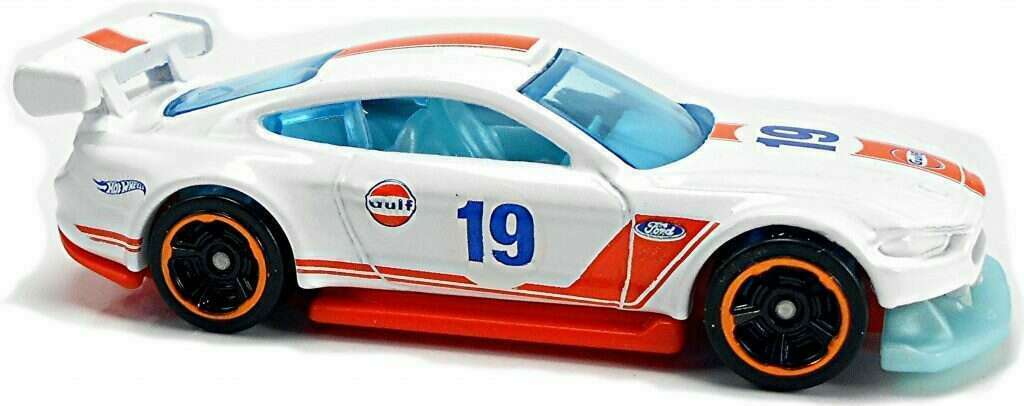 Custom '18 Ford Mustang GT | Model Racing Cars | hobbyDB