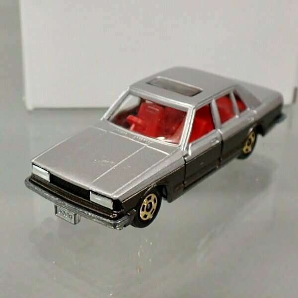 Nissan_Bluebird_Turbo__Model_C