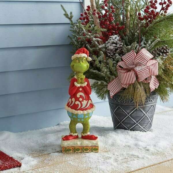 Grinch Statue Figurine Statues and Busts hobbyDB