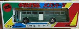 Hino RE120 Fuji Kyuko Bus