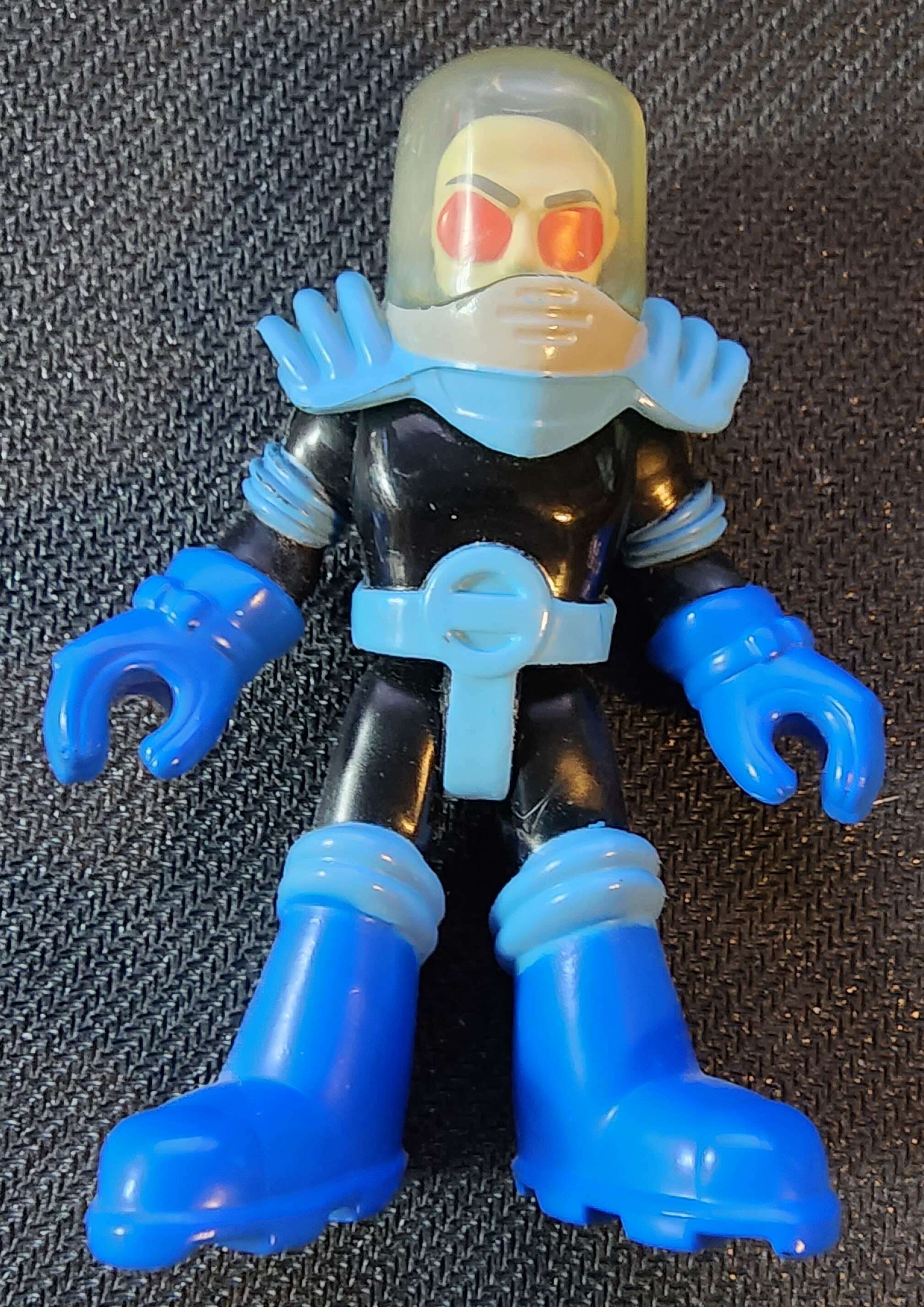 Mr freeze hotsell imaginext figure