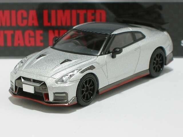 Tomytec 1:64 Nissan GT-R NISMO 2020 Model Black