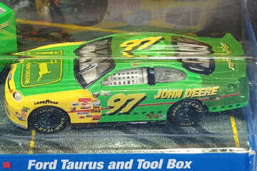 ミニカー Ford Taurus and Tool Box #13 1999 HOT WHEELS Racing - NASCAR #97 John Deere Ford Taurus