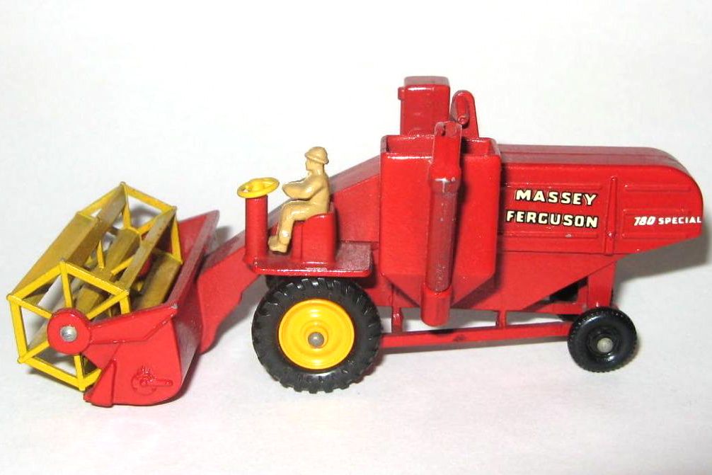 Massey ferguson combine deals harvester toy