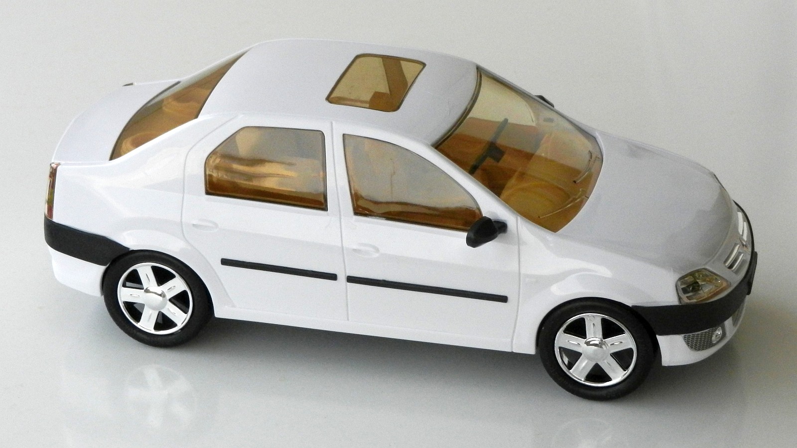 Renault Tondar 90 | Model Cars | hobbyDB