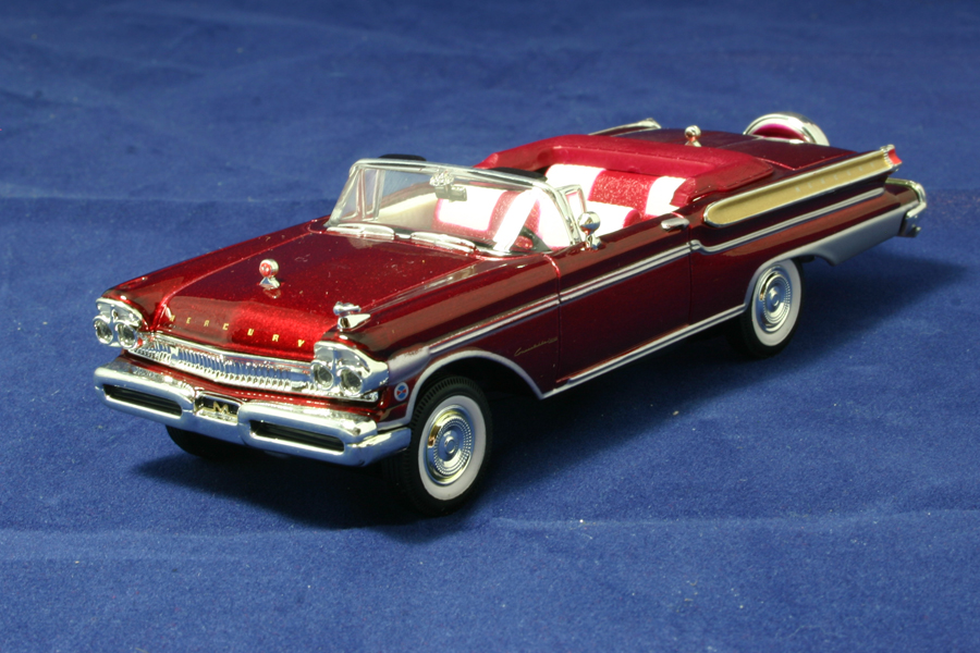 1957 Mercury Turnpike Cruiser Red 1/43 Diecast Car Model