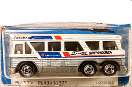 Greyhound MC-8