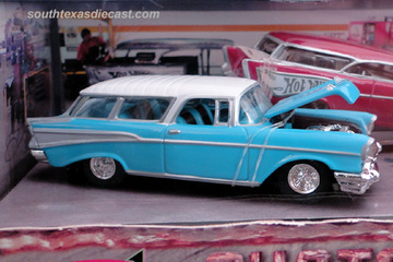 ホットウィール めんどくさかっ '57 Chevy Nomad フレイム柄7000