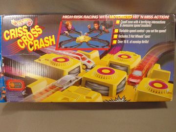 Hot wheels criss 2025 cross track set
