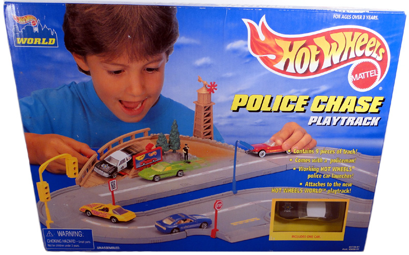 Hot wheels police chase store