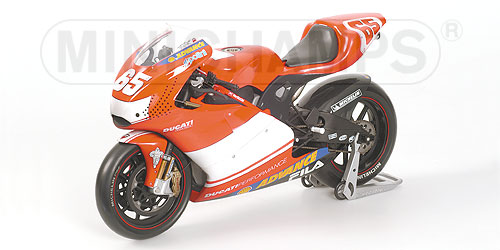 Ducati Desmosedici Dirty Version 1.GP Victory 2003 MotoGP Model Motorcycles hobbyDB