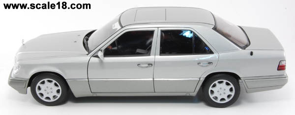 希少になる Limousine E320 Benz Mercedes 1995 | hobbyDB | Cars Model 乗用車
