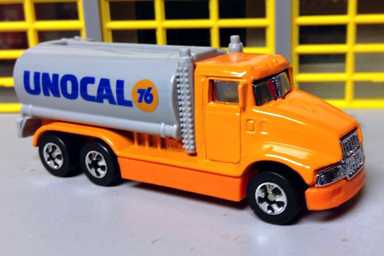人気スポー新作 Tank Truck | Model Trucks | hobbyDB ミニカー