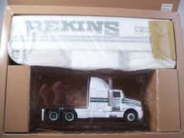 Bekins Kenworth T-600 Sleeper Semi w/45' Dry Van Trailer PEM #M70515