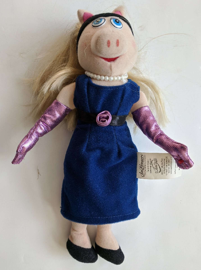 Miss shop piggy plush
