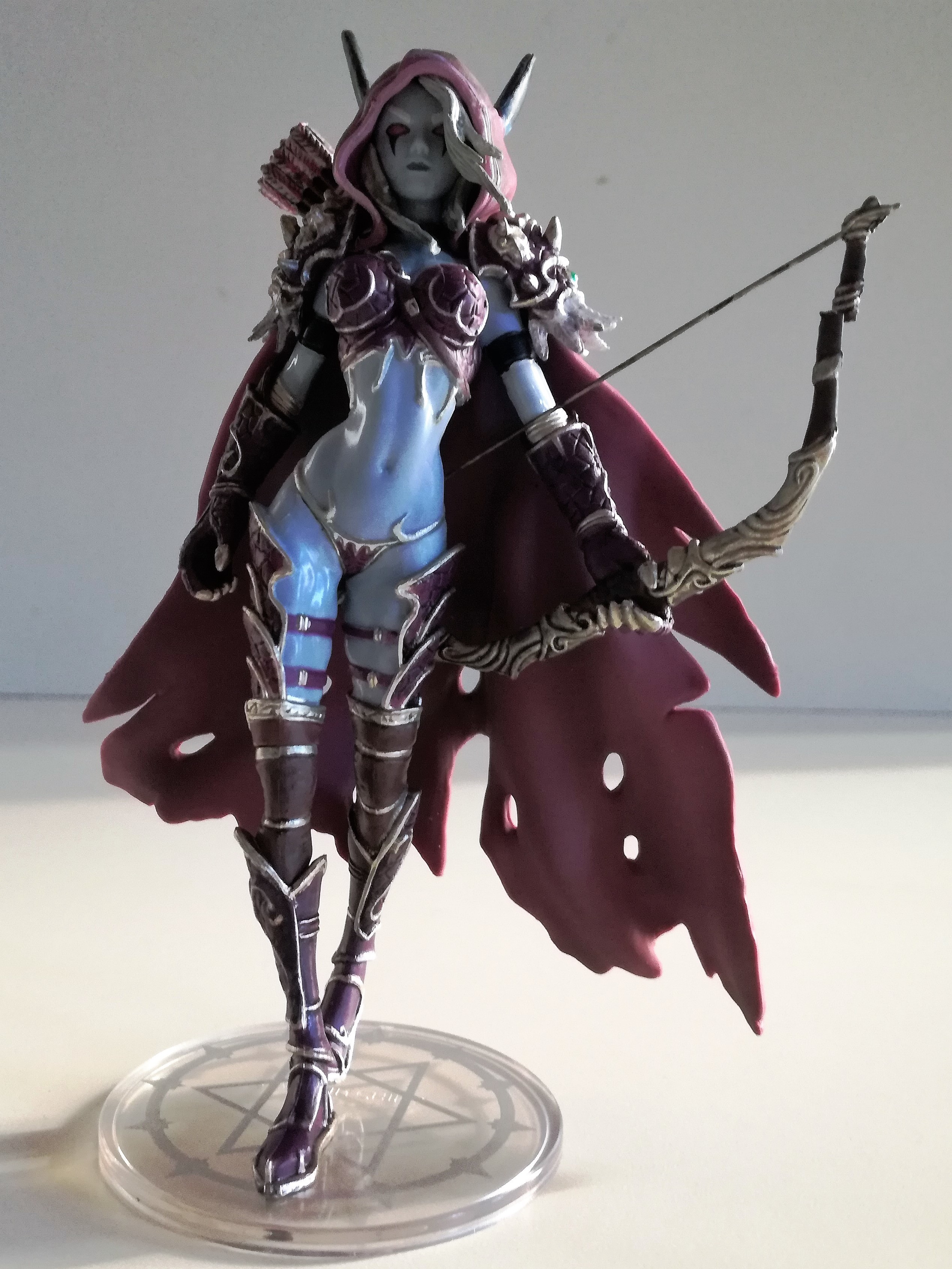 Sylvanas Windrunner Figures and Toy Soldiers hobbyDB
