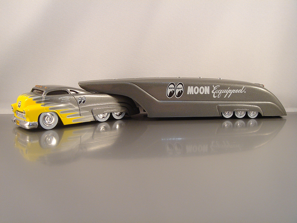 The Sledster Moon Equipped | Model Vehicle Sets | hobbyDB