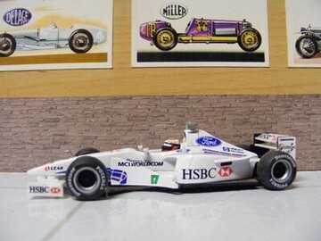 A63 1:18 24628 HOTWHEELS FORMULA 1 F1 STEWART FORD SF3