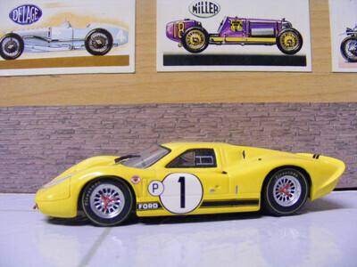 Scalextric C3859 Ford MKIV 1967 Sebring 12 hour Winner 