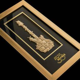 本当に信頼出来る商品 Set Framed Puzzle Guitar Anniversary 50th | Badges and Pins ホビー・楽器・アート