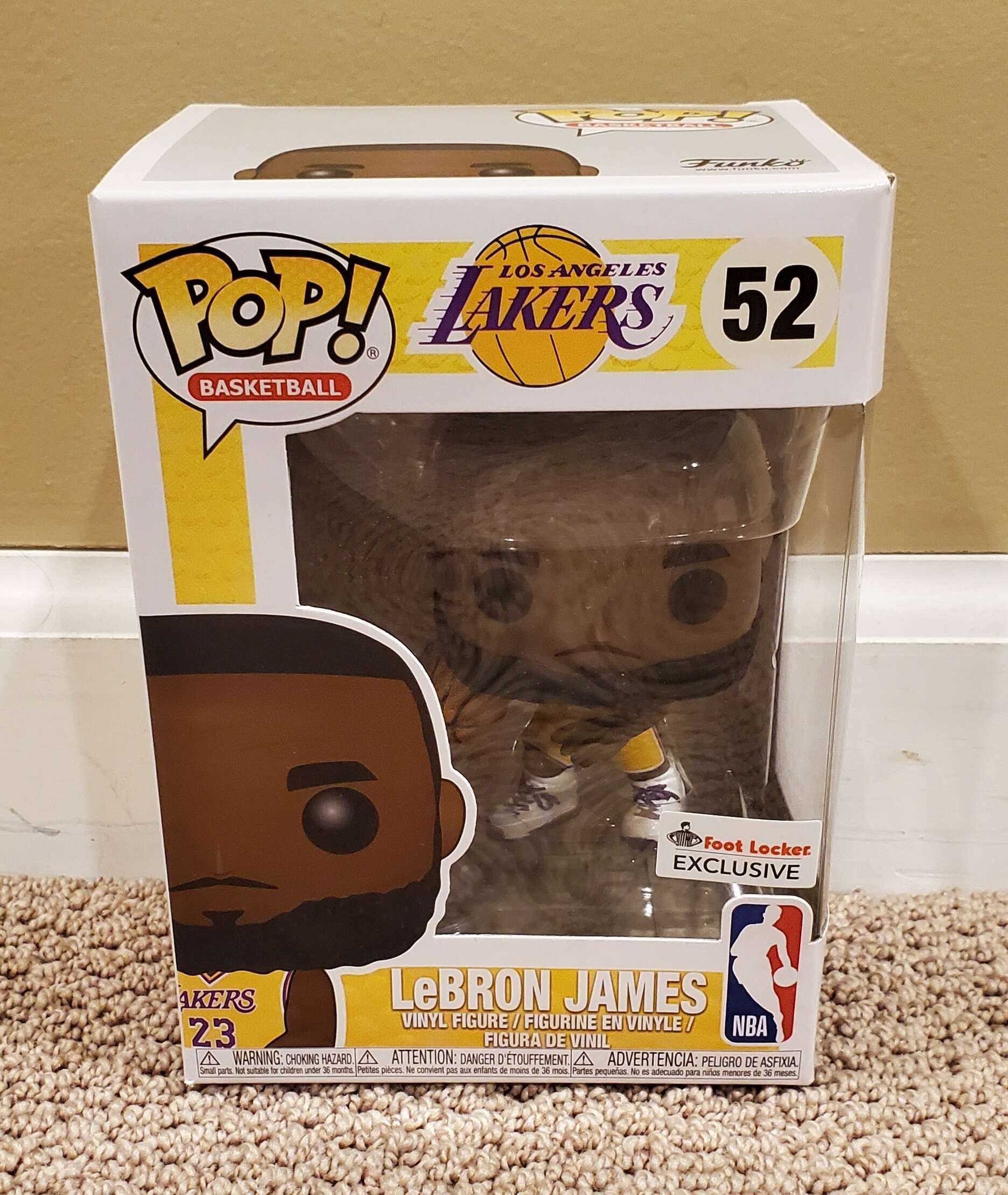 LeBron James (Lakers) (Yellow Jersey)
