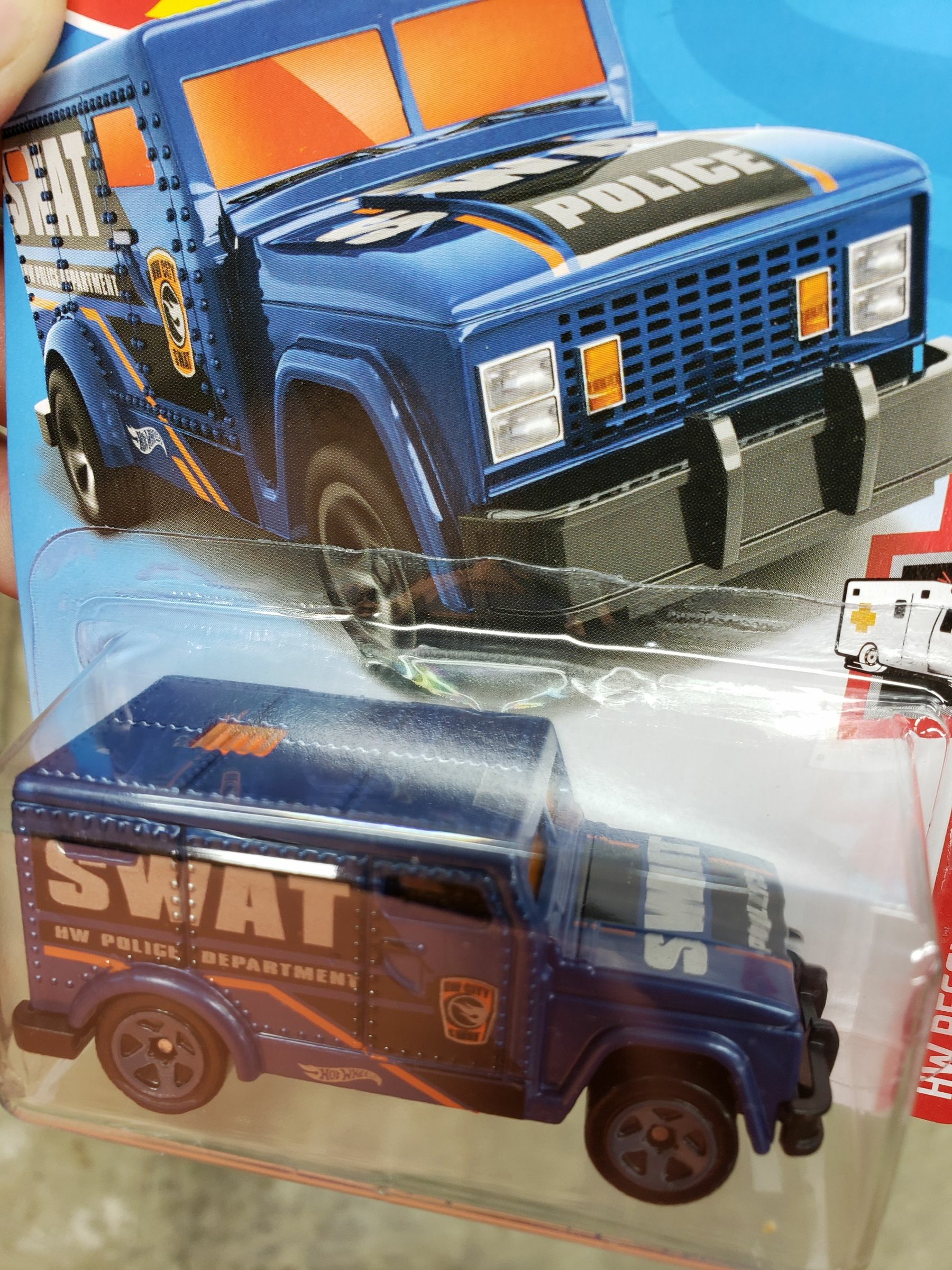 Hot wheels armored deals truck treasure hunt