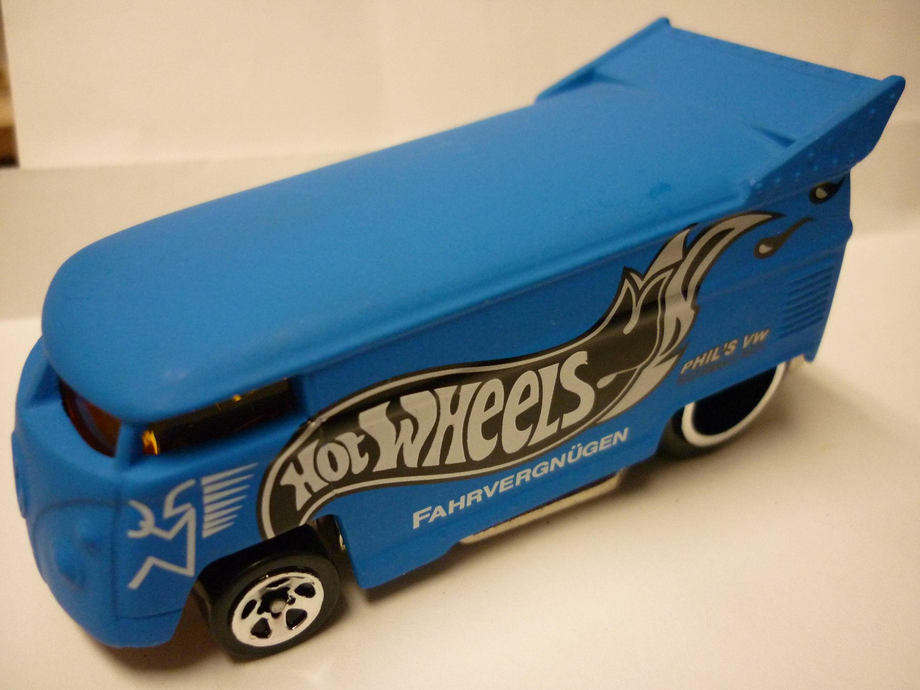 hot wheels 40 years of hot wheels vw drag bus flat blue | The Toy
