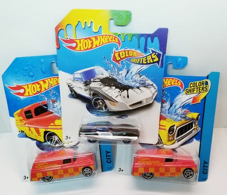 Hot Wheels Color Shifters 3 car lot 2 Chevy Panel Corvette