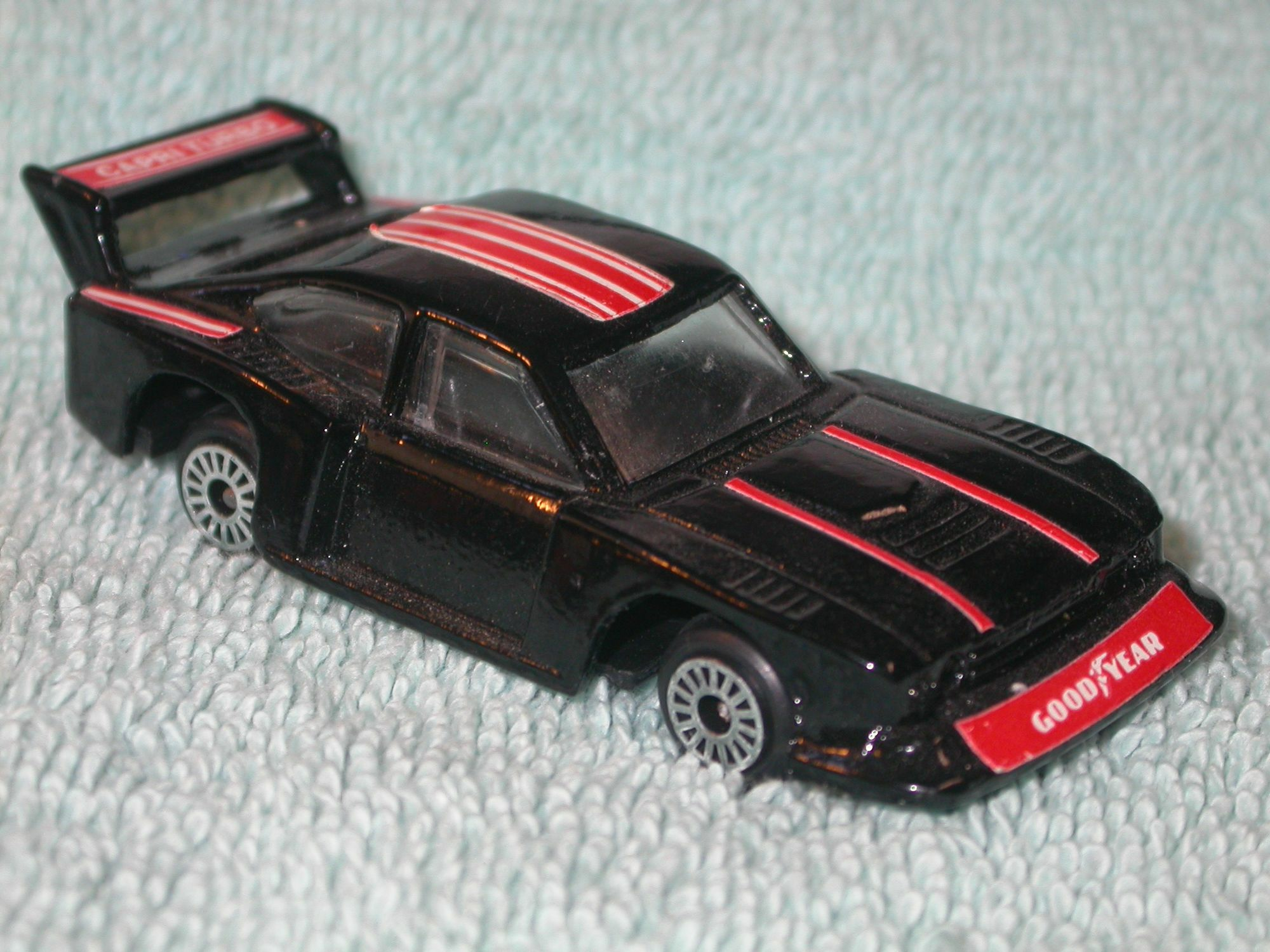 最安 Zylmex ZEE Ford Peddler Toy The | black in Turbo Capri ボディ・フェイスケア