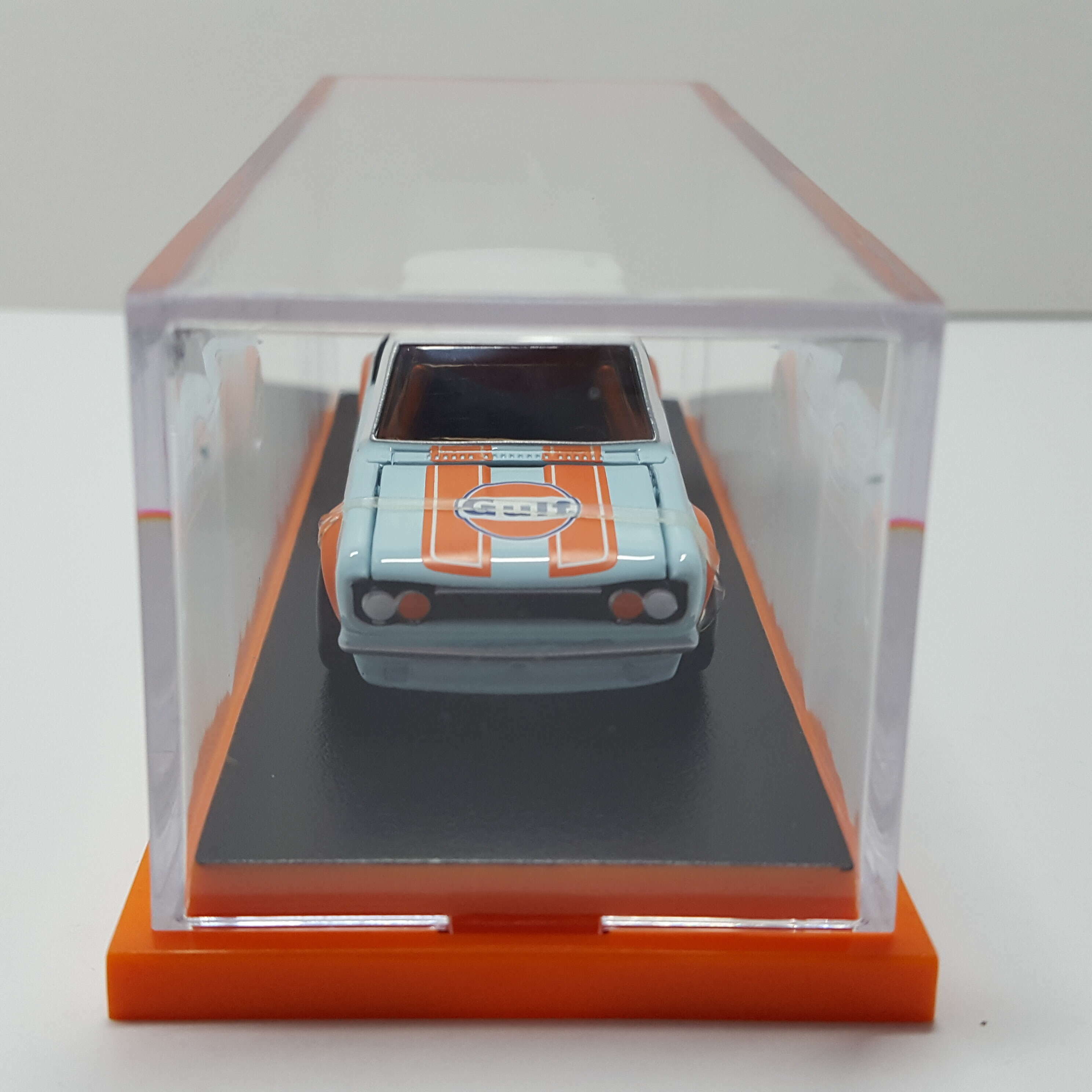 Hot Wheels RLC Exclusive GULF Livery DATSUN 510 w/ Real Riders
