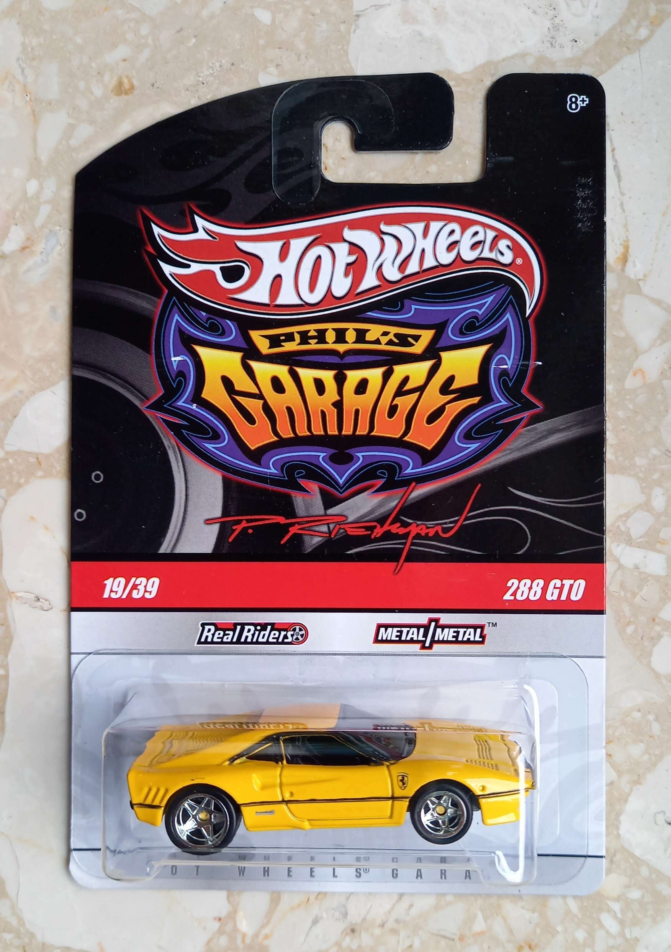 2010 HOT WHEELS PHILS GARAGE YELLOW FERRARI 288 GTO W