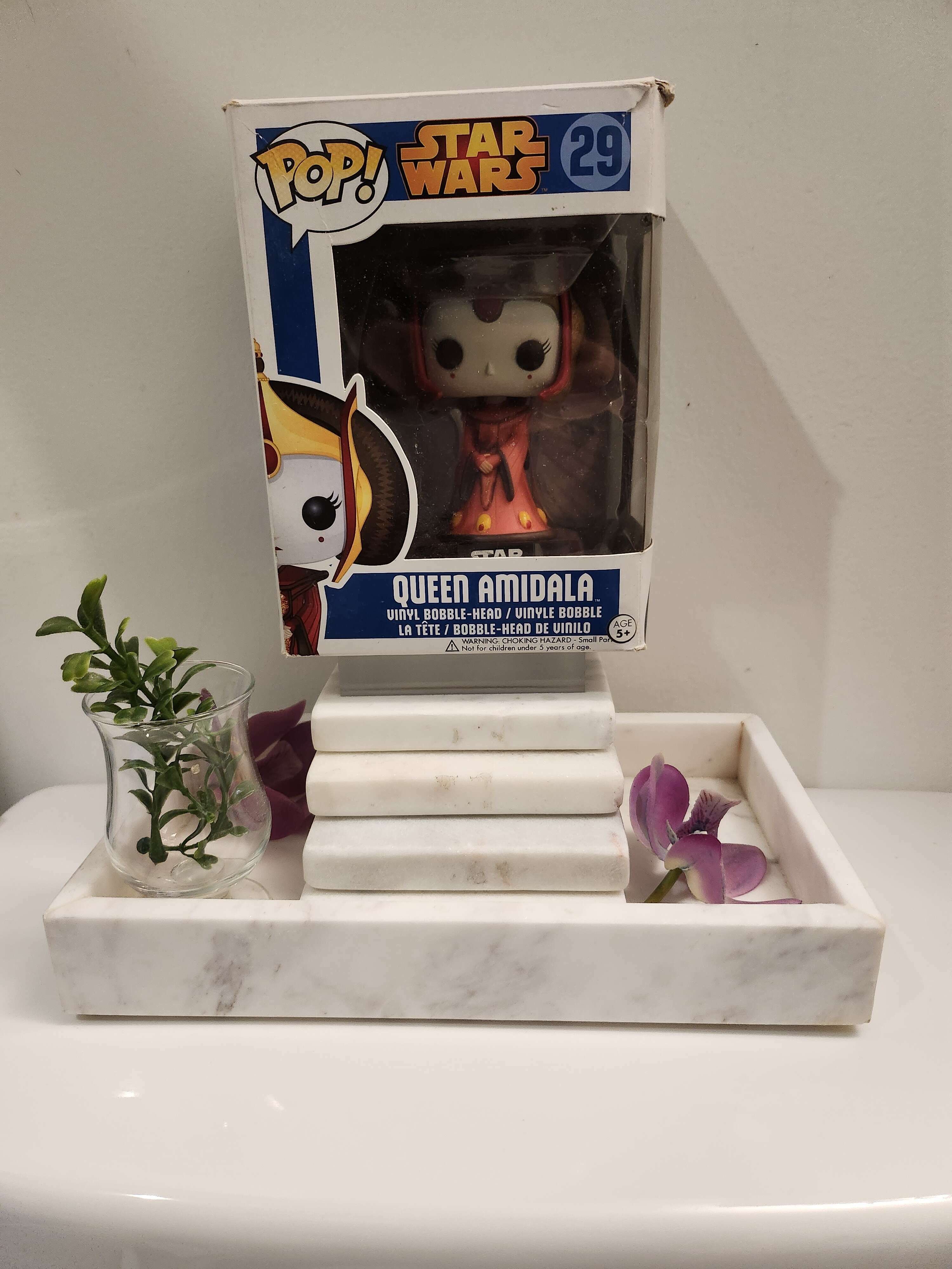 Queen shop amidala funko