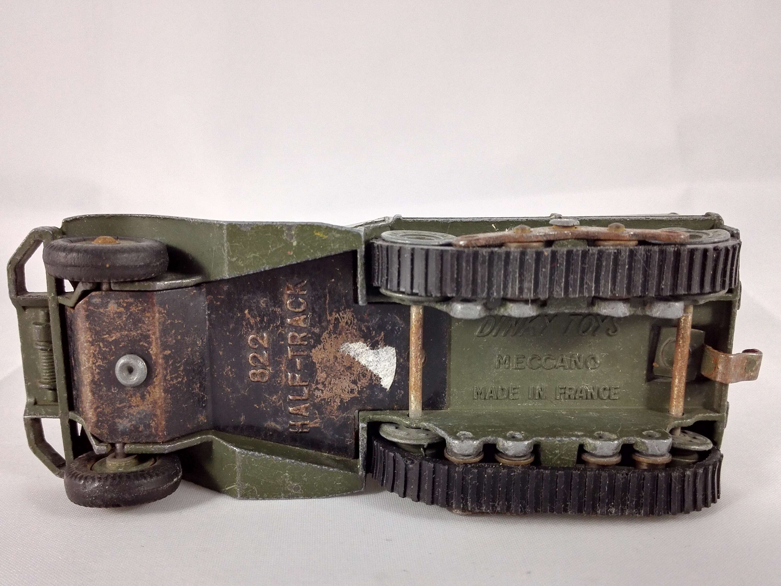 Dinky Toys France 822 M3 Half Track | hobbyDB