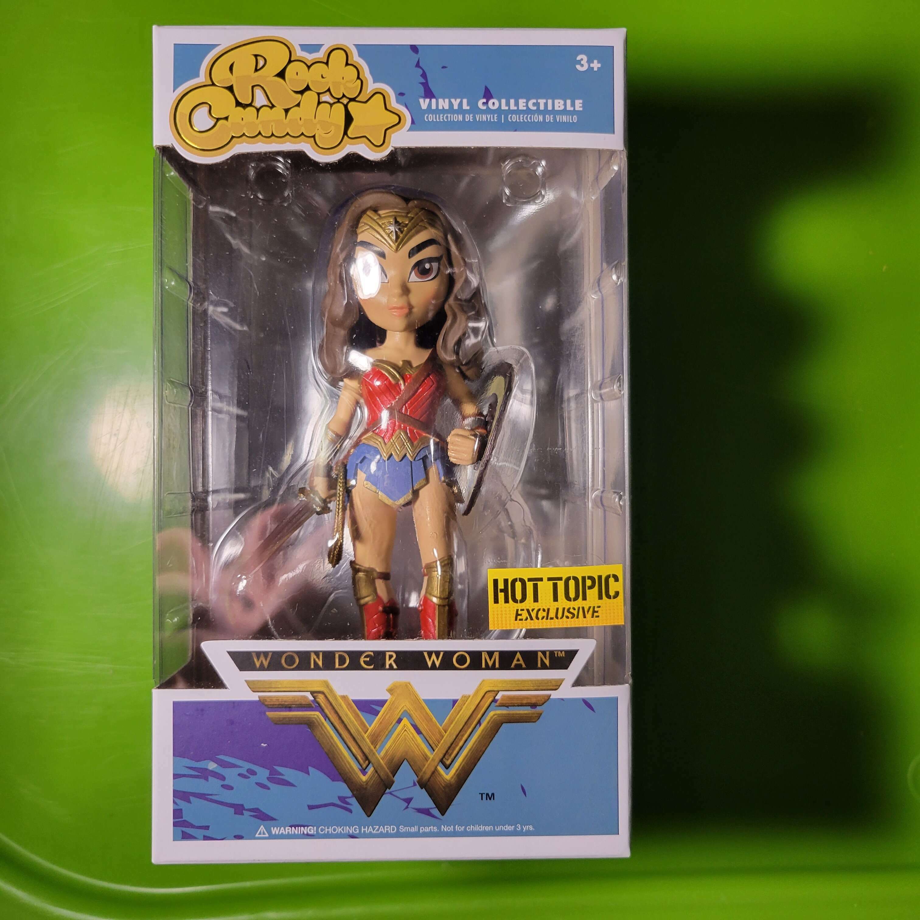 Wonder woman outlet hot topic exclusive