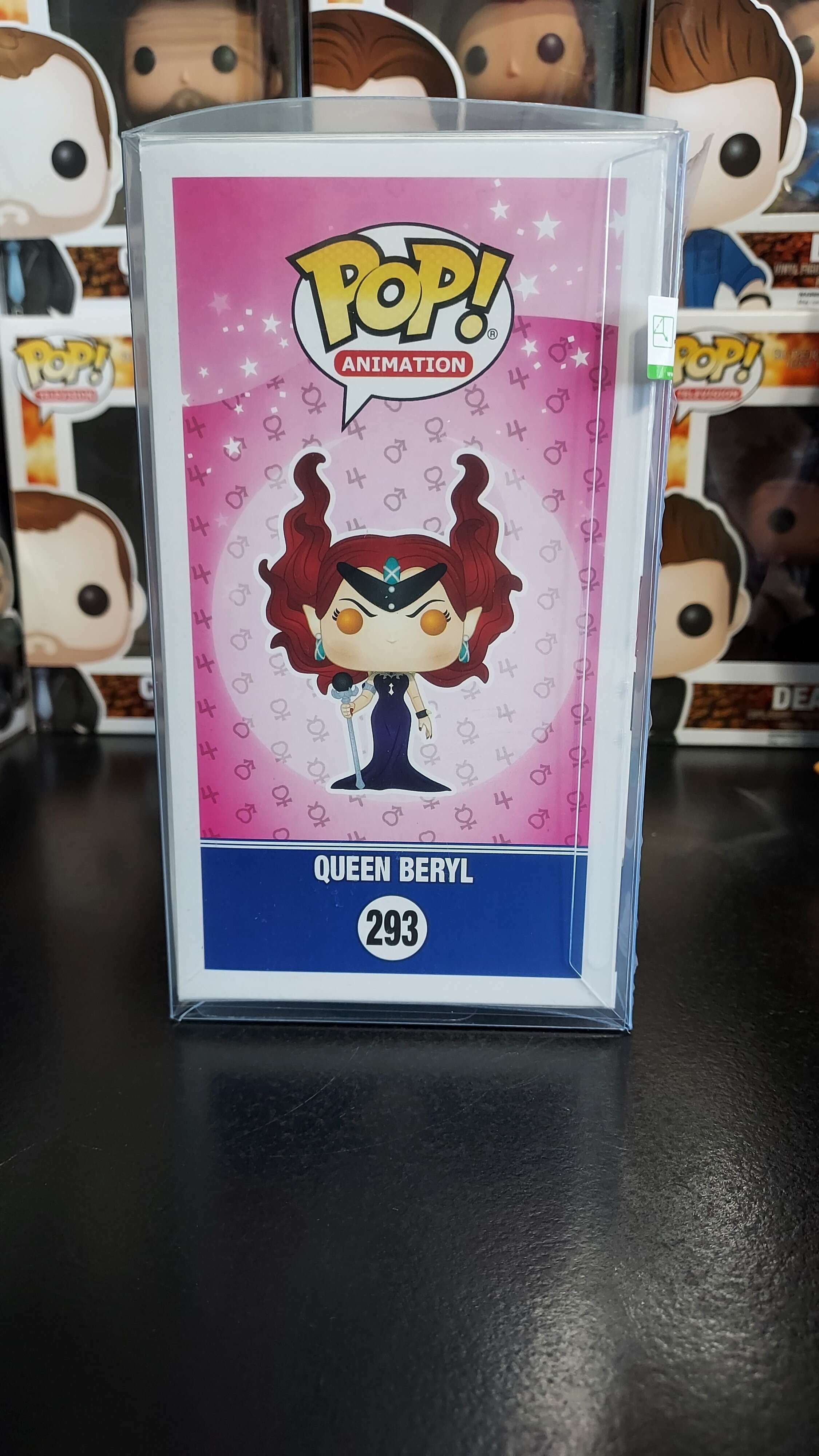Queen cheap beryl funko