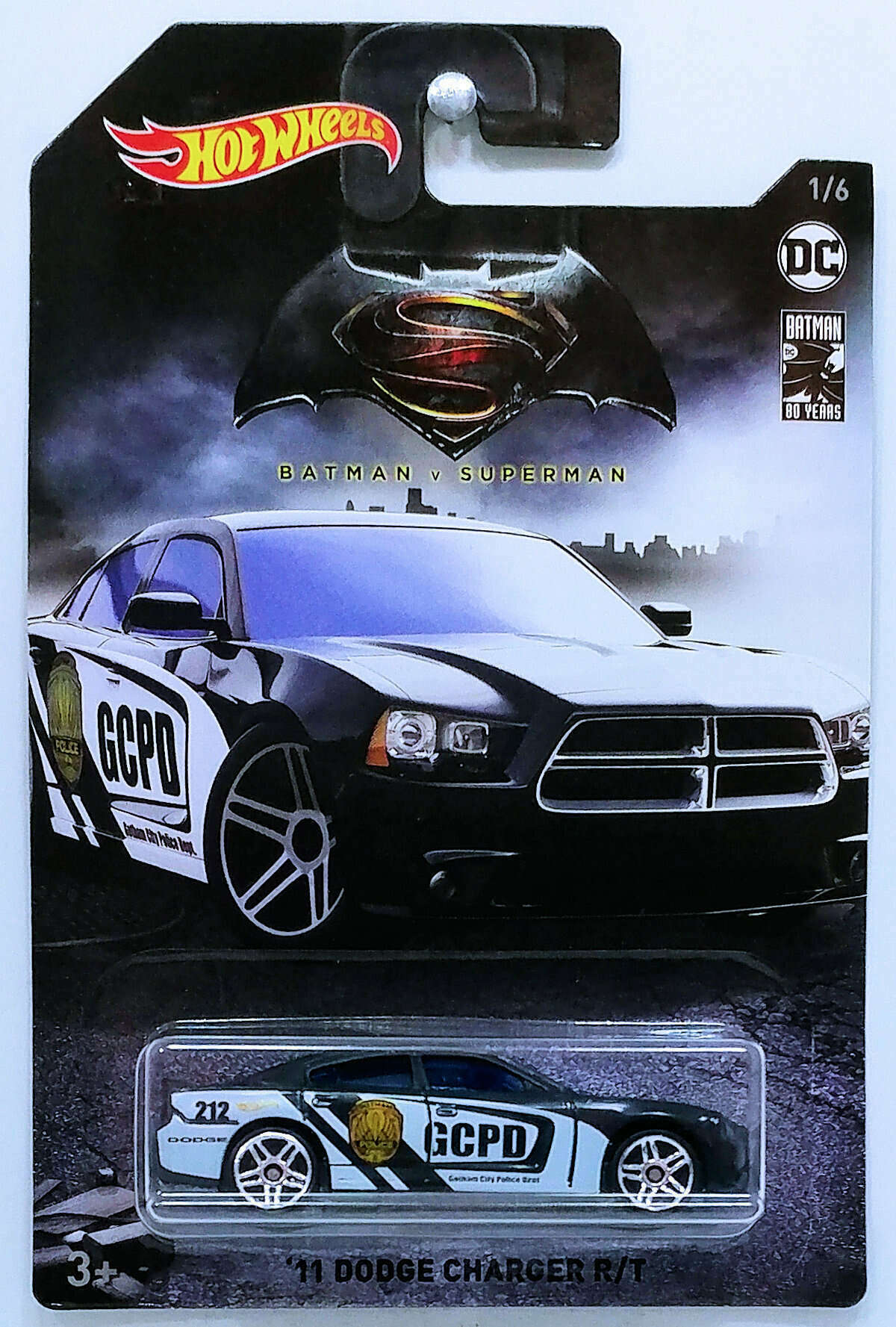 Hot Wheels 2019 Batman 80 Years 11 Dodge Charger R T Black White