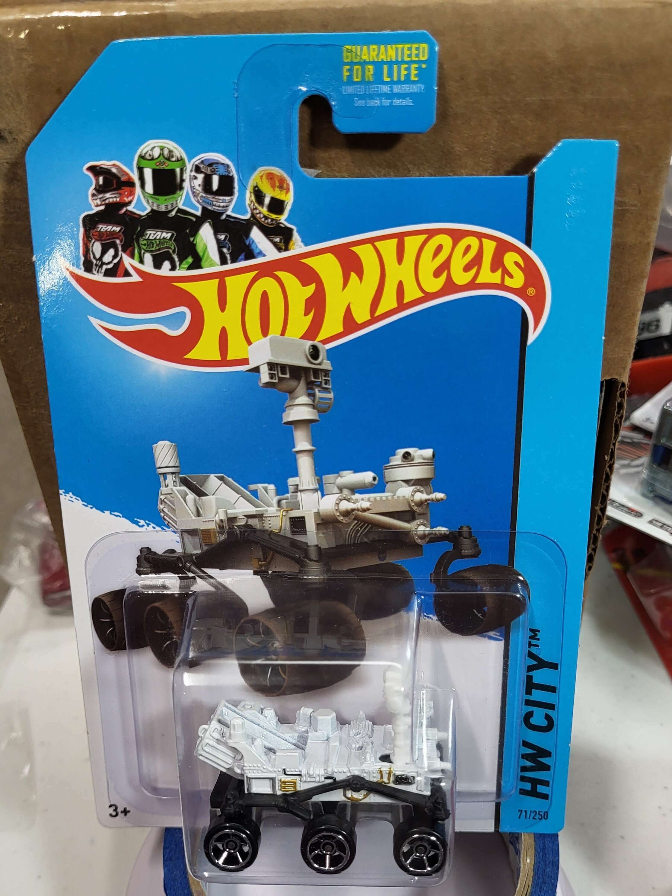 【Hot Wheels】Mars Rover Curiosity Amazon.com: Hot Wheels 2014 Hw City Planet Heroes Mars Rover