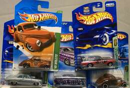 Hotwheels 5 Treasure Hunts Collectibles for sale
