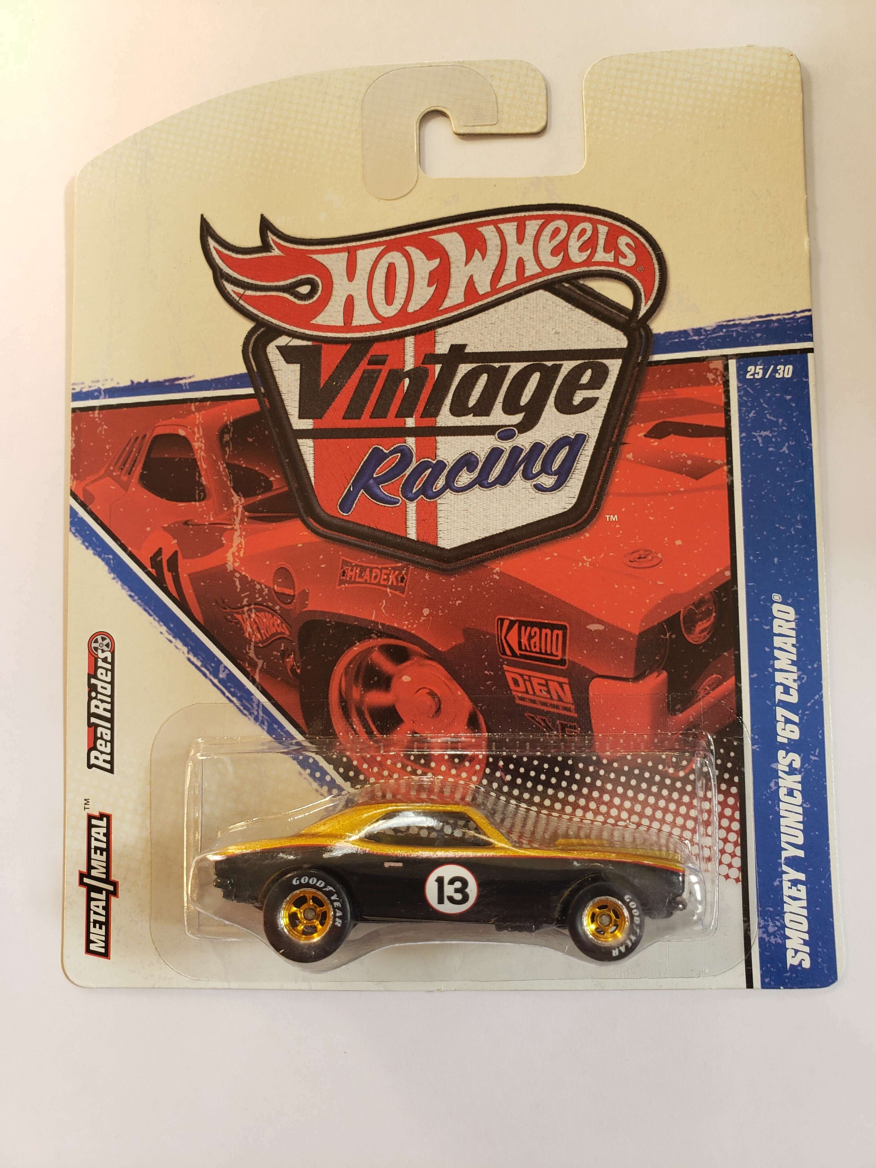 Hotwheels Vintage Racing Smokey Yunick's 67 Camaro | hobbyDB