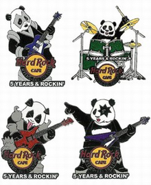 Hard Rock Café × Monet Exhibition Panda Pin Badge Water Lily