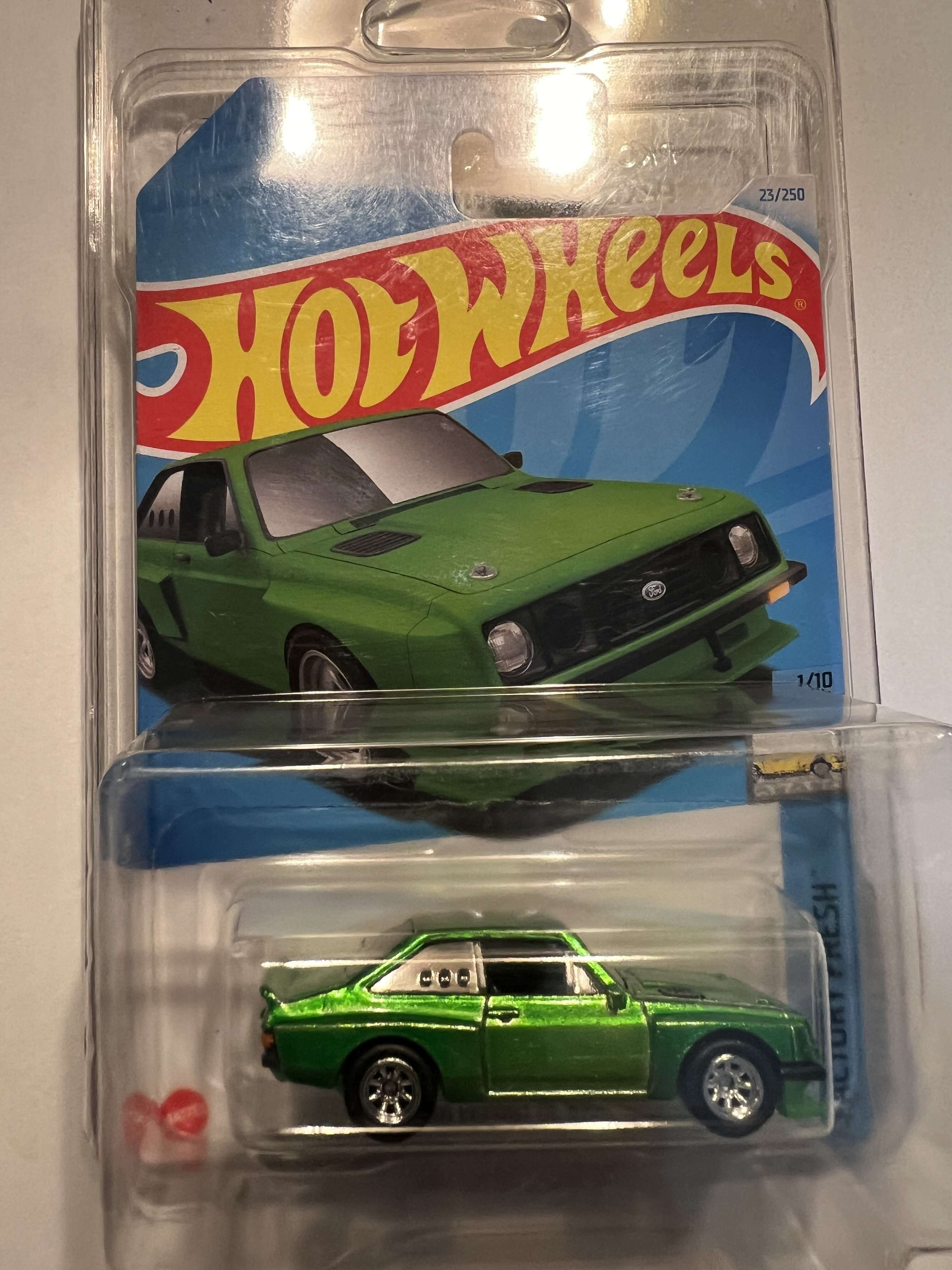 2023 Super Treasure Hunt Ford Escort RS2000 The Toy Peddler