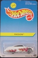HW Passion  , WHITE WITH FLAMES LE 8000 5SPWW   Collectibles for sale