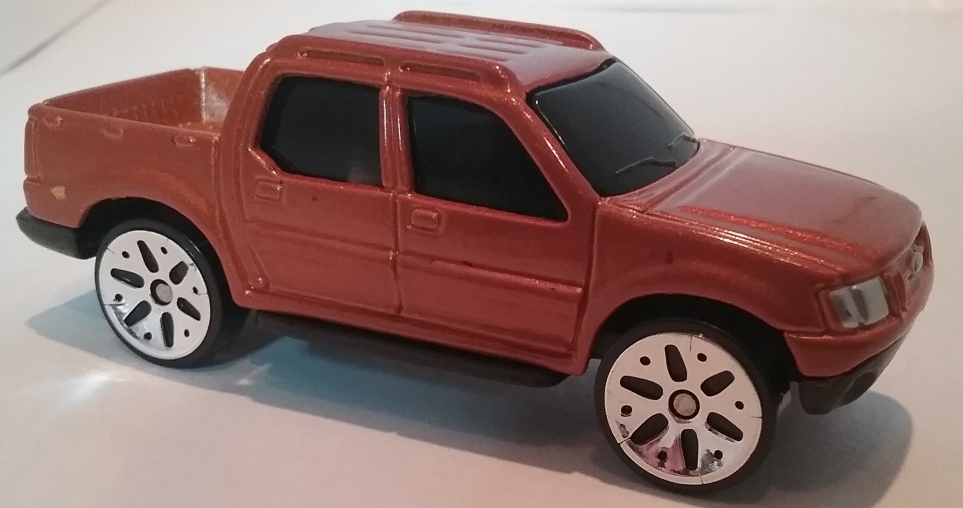 ford explorer sport trac diecast