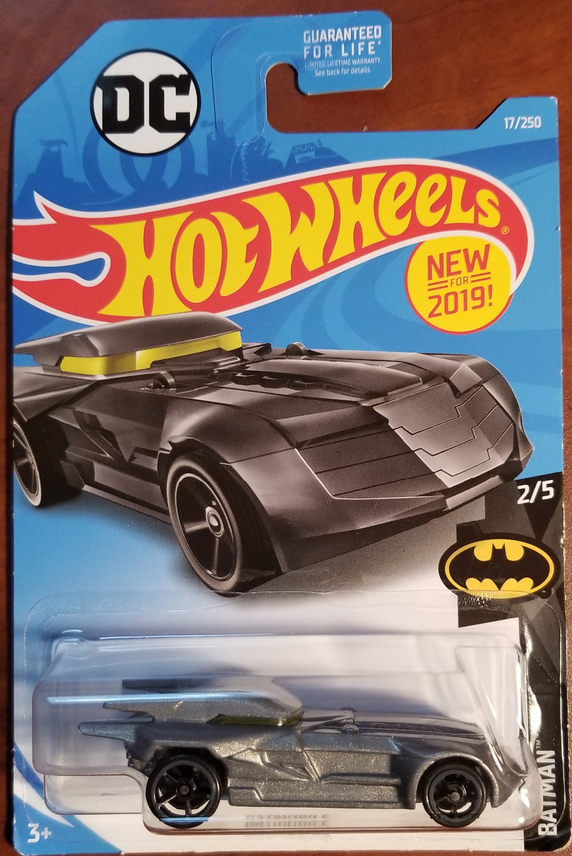 Batmobile New For 2019 17/250 Lot of 5 Gray Hot Wheels DC Batman 2/5 