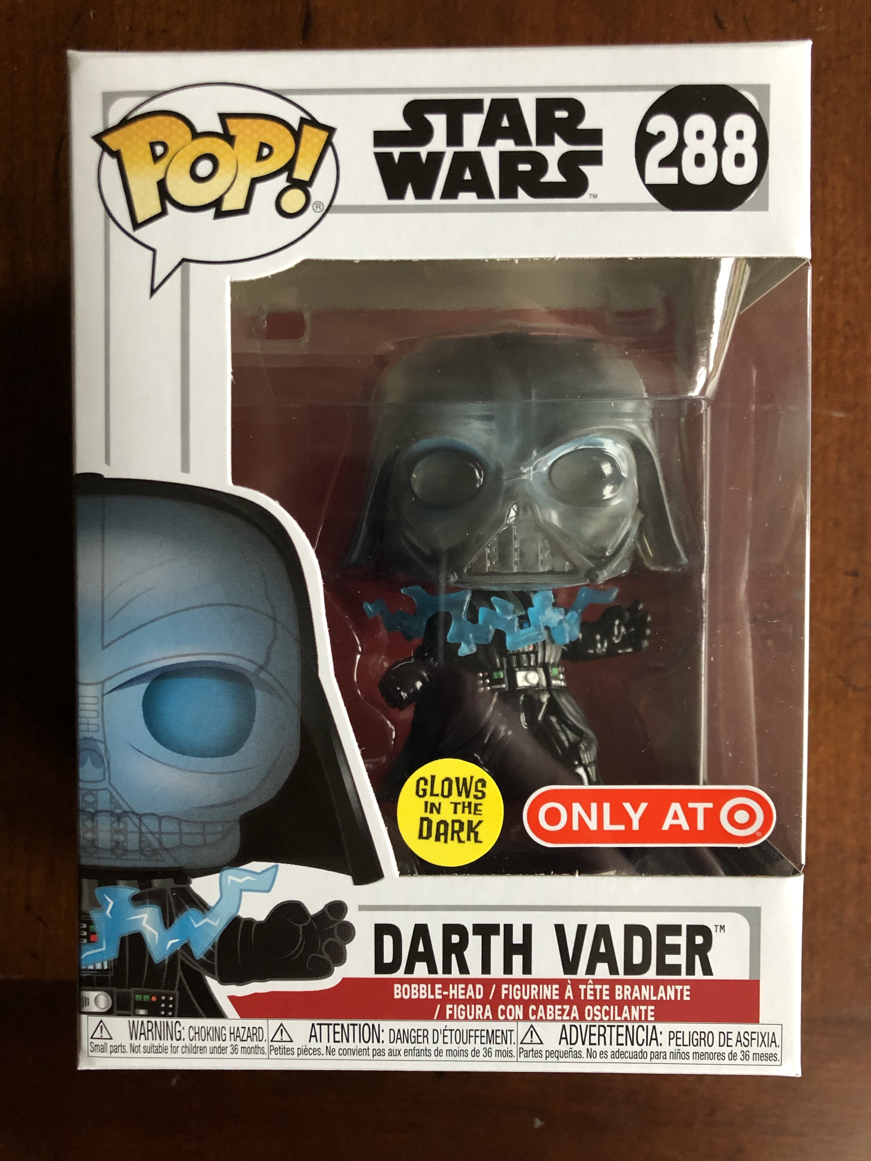 Darth Vader Electrocuted Glow hobbyDB
