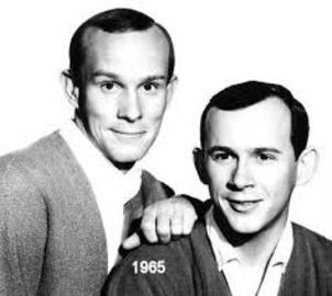 smothers-brothers-tv-show