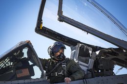 U.S. Air Force Combat Aircrew Pilot - F-22 Raptor | Action