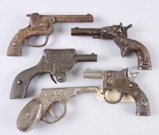 guns-collectible-type