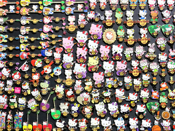 Hello Kitty 50th Girl Pin : 全店 | Hard Rock Cafe Japan